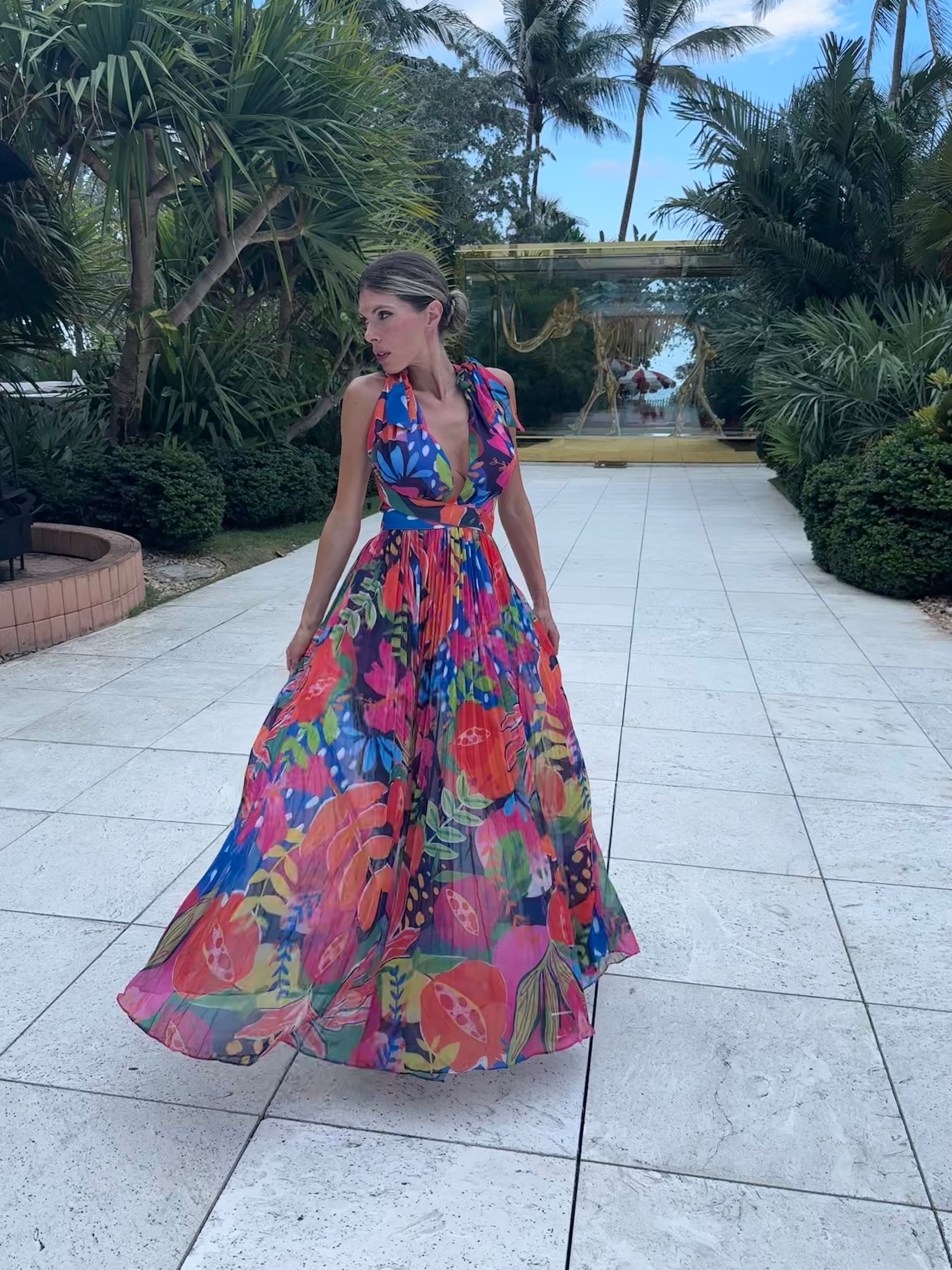 Nathalia - Tropical Print Pleated Maxi Dress Blush Selection Nathalia - Tropical Print Pleated Maxi Dress Blush Selection