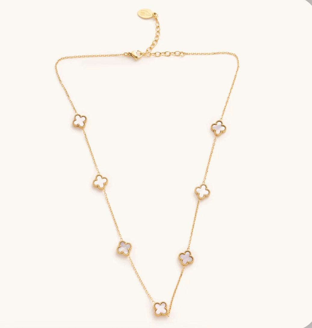 Vivi Fleurette Necklace